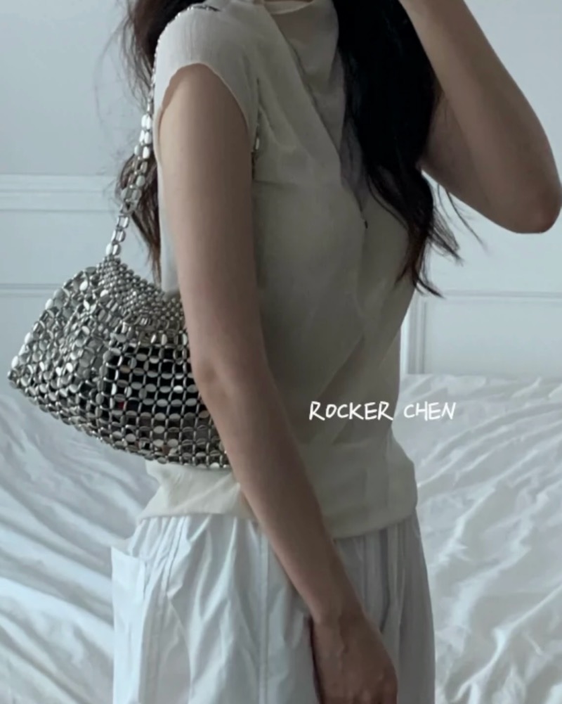 Nomore Silver Metallic Shiny Shoulder Bag Blogger Style - Image 2