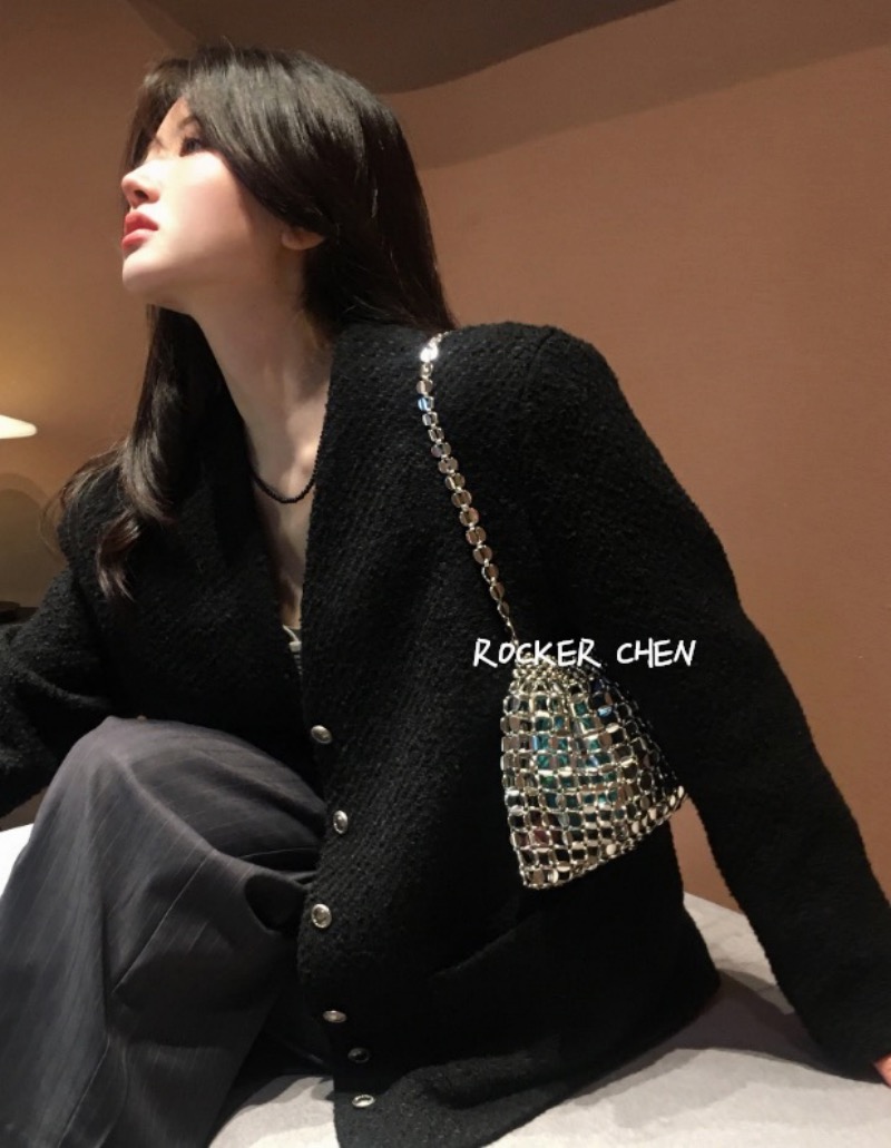 Nomore Silver Metallic Shiny Shoulder Bag Blogger Style - Image 4