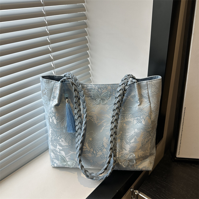 Casual Minimalist Large Capacity Women's Tote Bag 2025 New Trendy Shoulder Bag - Image 3