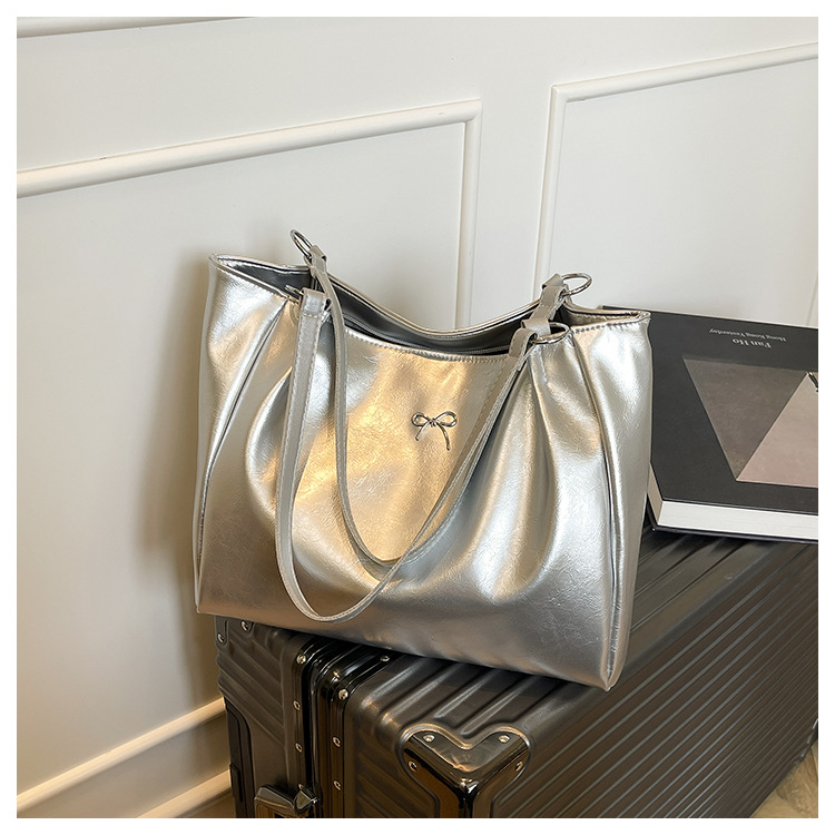 2025 New Solid Color Casual Commuter Large Capacity Bow Shoulder Underarm Tote Bag for Women - Image 2