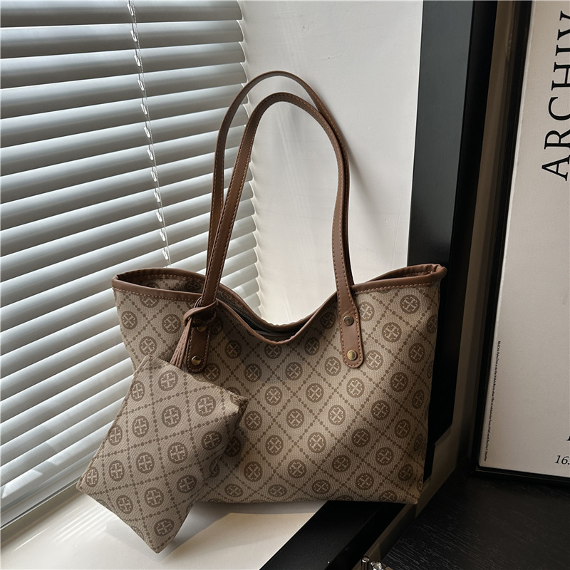 Women's Fashion Vintage Large Capacity Print Tote Bag with Pouch - Image 4