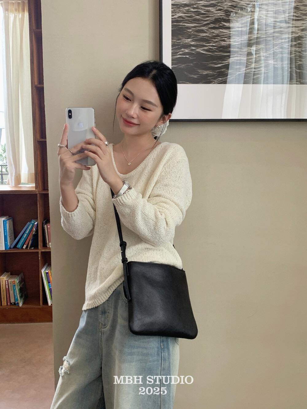 Minimalist Top Layer Vegetable Tanned Sheepskin Envelope Bag Casual Versatile Small Square Bag Handbag Crossbody with Extended Strap - Image 3